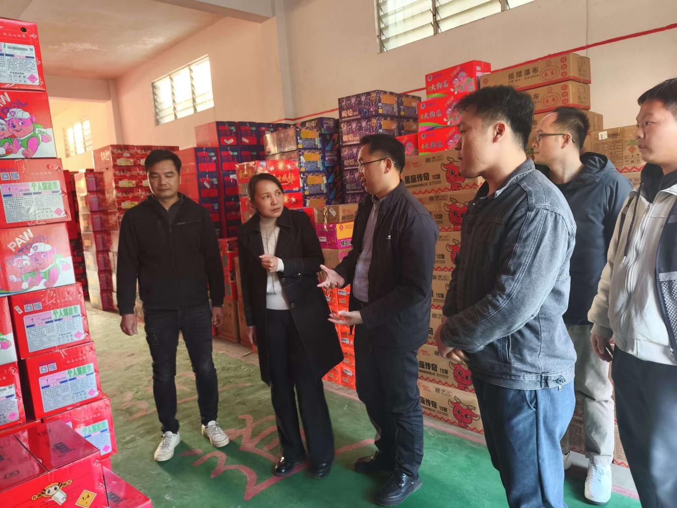 郁南縣副縣長(zhǎng)梁嚴(yán)方到縣供銷社調(diào)研并開展安全生產(chǎn)檢查.docx_2