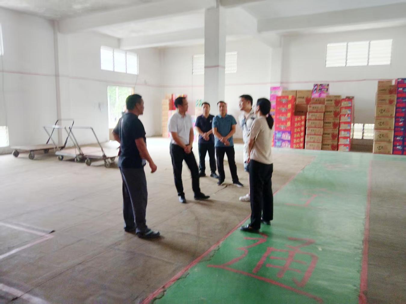 云城區(qū)供銷社到郁南縣交流學(xué)習(xí)煙花爆竹經(jīng)營(yíng)管理工作.docx_1